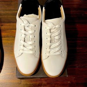 Banana Republic Nicklas Sneaker Size 9.5